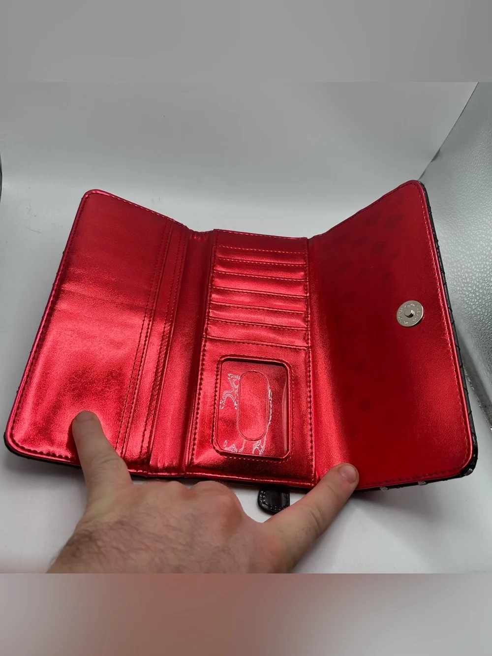 Hello Kitty Loungefly Sanrio Faux Leather Black Trifold Wallet Clutch VTG 2010